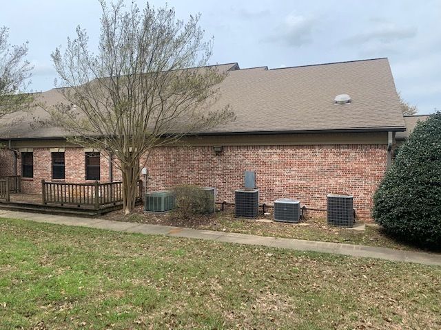 Medical Office For Sale/Lease : 15 Orleans Dr, Hattiesburg, MS 39402